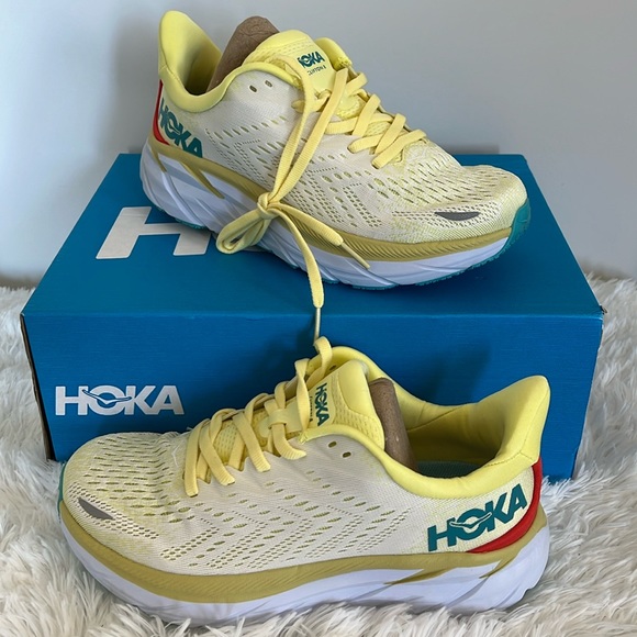 Hoka One One Clifton 8 Women’s Shoes Yellow Pear / Sweet Corn - Picture 1 of 7